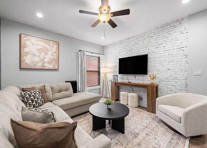 Rogers Park Retreat 3br +parking Near Evanston - Apartamento Chicago